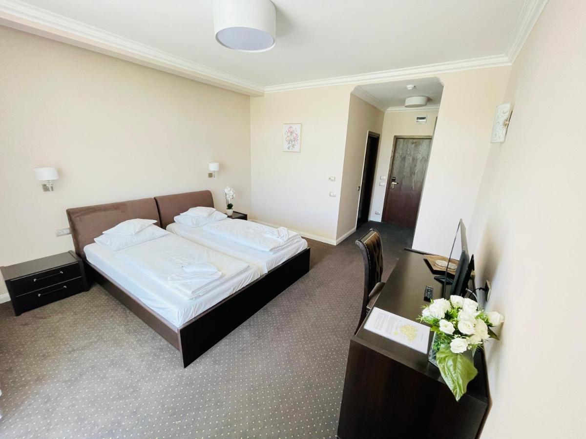 Hotel Opal Zalău المظهر الخارجي الصورة