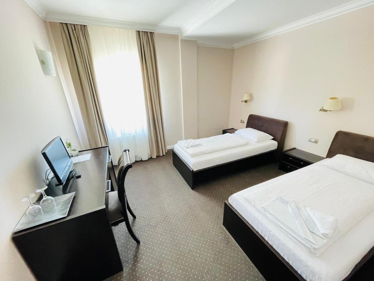 Hotel Opal Zalău المظهر الخارجي الصورة
